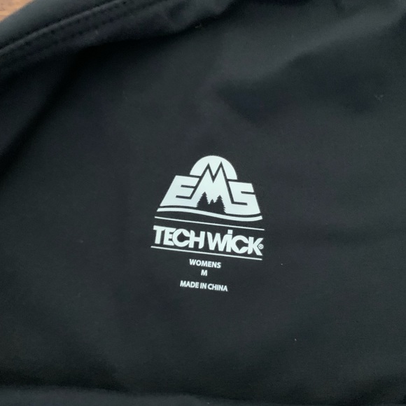 Eastern Mountain Sports 5in Bike Shorts Women’s - Picture 4 of 5